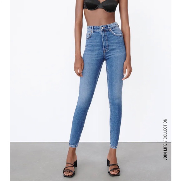 Zara Denim - Zara light wash skinny jeans size 6